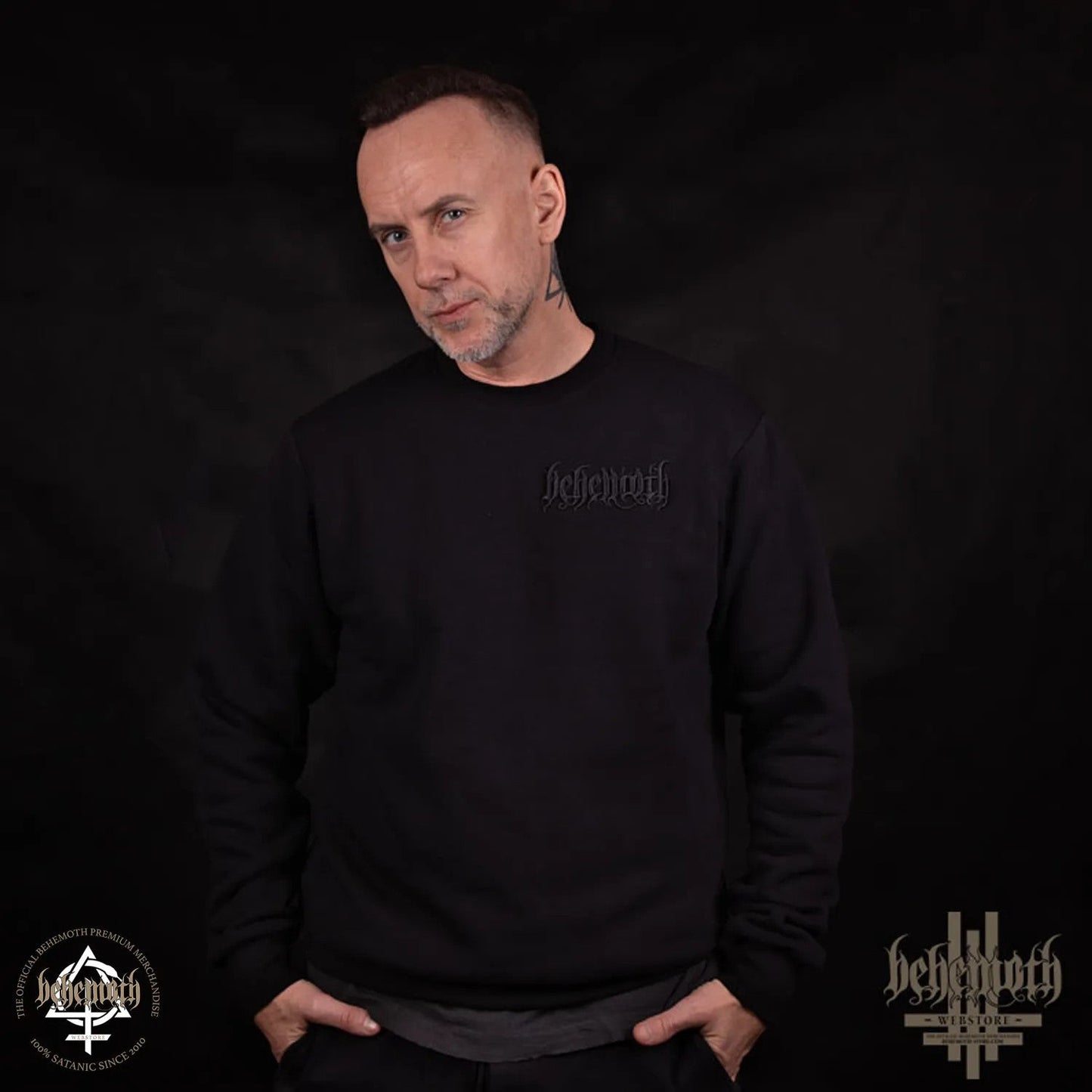 Sweatshirt mit Rundhalsausschnitt und aufgesticktem Behemoth-Logo – alte Größe