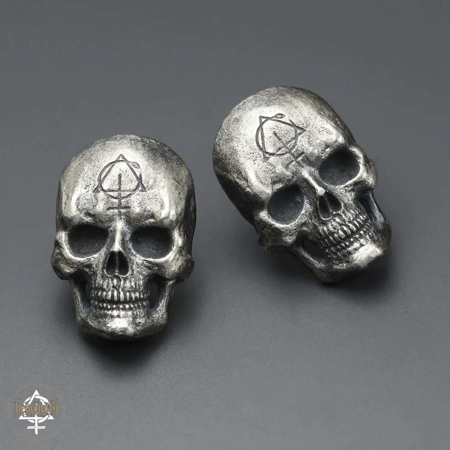 Behemoth „Contra Skull“ Ohrstecker aus Sterlingsilber